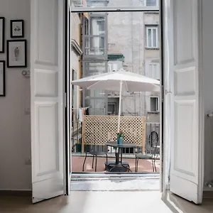 https://casa-napoletana-nilo.hotels-amalfi.com